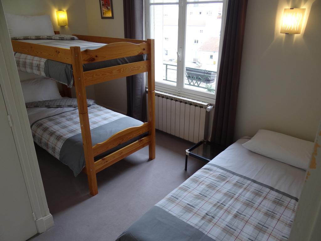 Hotel California Vichy Room photo